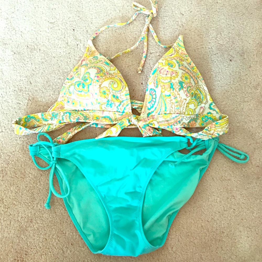 Victoria’s Secret Bikini